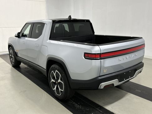 Used 2023 Rivian R1T Adventure AWD/4WD image 3