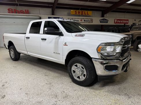 Used 2022 RAM 2500 Tradesman AWD/4WD image 11
