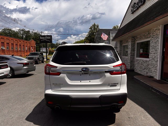 Used 2024 Subaru Ascent Limited AWD/4WD image 6