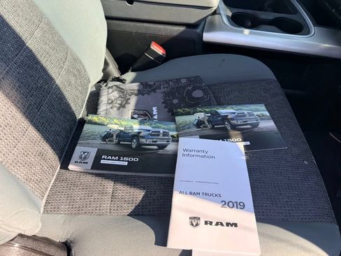 Used 2019 RAM 1500 Warlock AWD/4WD image 39