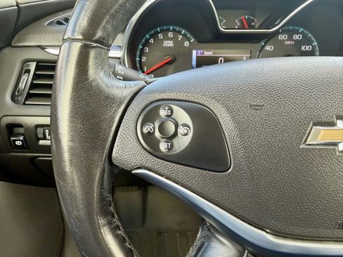 Used 2018 Chevrolet Impala LT image 18