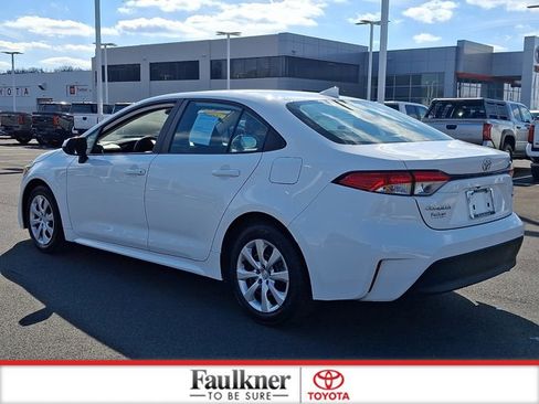 Certified 2024 Toyota Corolla LE image 4