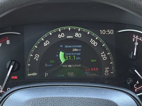 Used 2024 Toyota RAV4 XLE FWD image 16