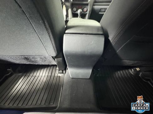 Used 2019 Subaru Crosstrek 2.0i AWD/4WD image 27