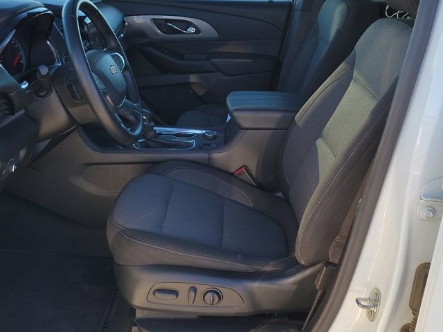 Used 2023 Chevrolet Traverse LT FWD image 6
