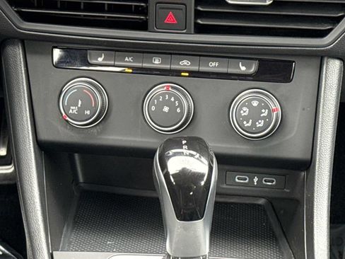 Used 2024 Volkswagen Jetta Sport FWD image 16