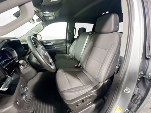 Used 2025 Chevrolet Silverado 1500 LT image 14