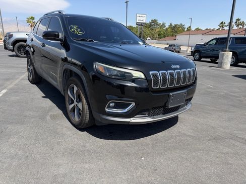 Used 2019 Jeep Cherokee Limited AWD/4WD image 1