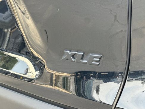 Used 2023 Toyota RAV4 XLE Premium FWD image 26