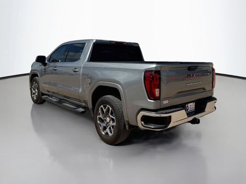 Used 2026 GMC Sierra 1500 SLE w/ Preferred Package RWD image 5
