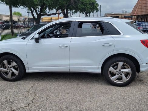 Used 2019 Audi Q3 2.0T Premium Plus w/ Premium Plus Package AWD/4WD image 8