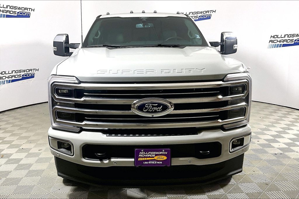 Used 2026 Ford F350 Platinum w/ Platinum Plus Package AWD/4WD image 2