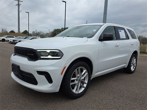 Used 2023 Dodge Durango GT image 7