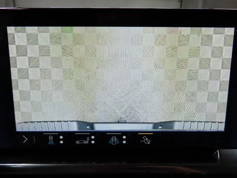 Used 2024 Chevrolet Silverado 2500 LTZ w/ LTZ Plus Package image 21