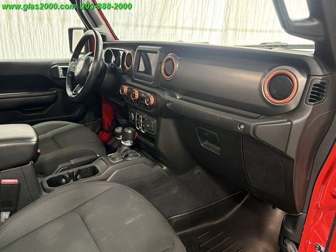 Used 2021 Jeep Gladiator Sport AWD/4WD image 5