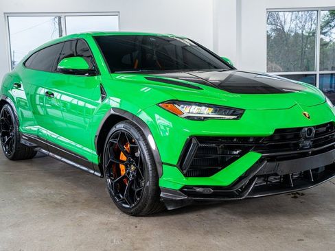 Used 2023 Lamborghini Urus Performante image 4