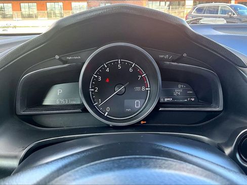 Used 2018 MAZDA MAZDA3 Grand Touring w/ Premium Equipment Package image 27