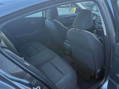 Used 2022 Nissan Altima 2.5 S image 10