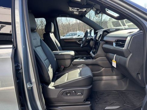New 2026 GMC Yukon XL Denali image 50