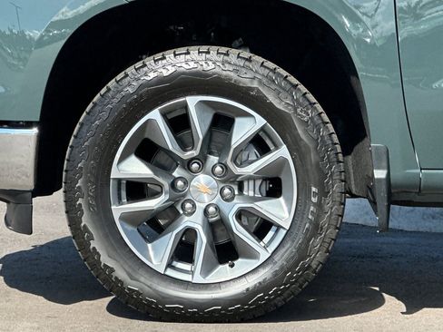 New 2026 Chevrolet Silverado 1500 LT w/ Safety Package AWD/4WD image 25