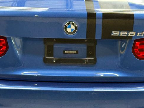 Used 2014 BMW 328d Sedan RWD image 11