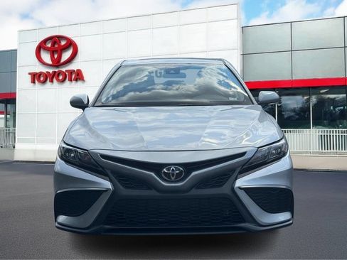 Used 2023 Toyota Camry SE FWD image 13