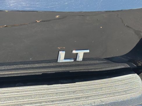 Used 2024 Chevrolet Tahoe LT AWD/4WD image 33