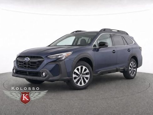 Used 2023 Subaru Outback Premium w/ Tech Package 1 AWD/4WD image 1