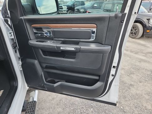 Certified 2017 RAM 1500 Laramie w/ Convenience Group image 23