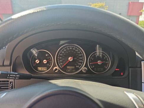 Used 2006 Chrysler Crossfire Convertible w/ Special Edition Group image 15