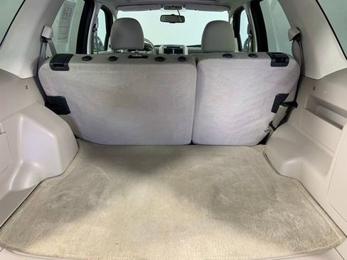Used 2012 Ford Escape XLT AWD/4WD image 9