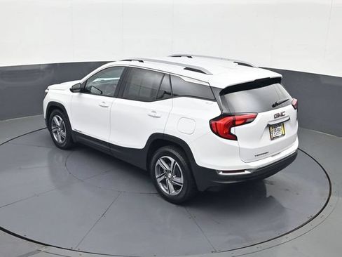 Used 2018 GMC Terrain SLT w/ Preferred Package FWD image 19