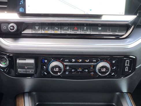 New 2026 Chevrolet Silverado 3500 High Country w/ High Country Premium Package AWD/4WD image 21