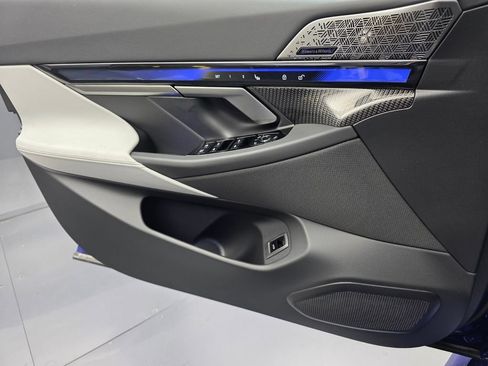 New 2027 BMW M5 w/ Carbon Package AWD/4WD image 16