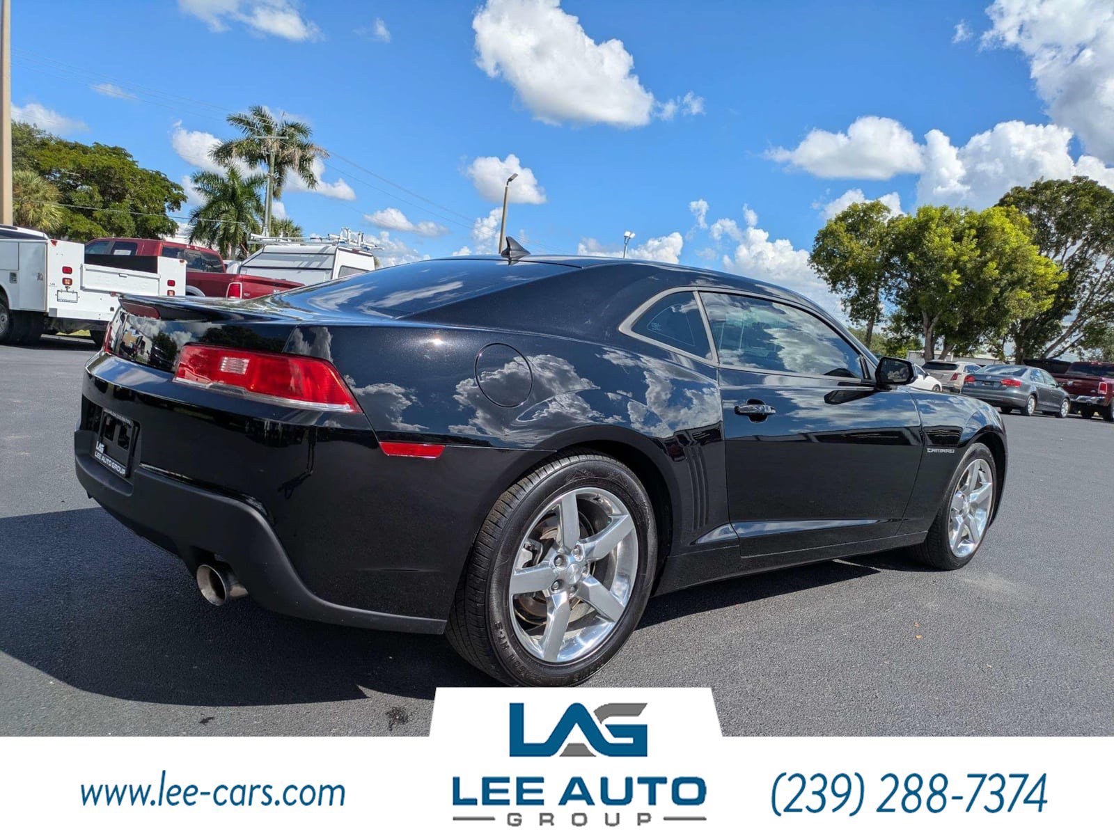 Used 2015 Chevrolet Camaro LT RWD image 3