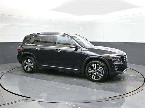 New 2026 Mercedes-Benz GLB 250 image 17