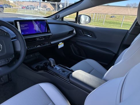 New 2026 Toyota Prius Limited image 18
