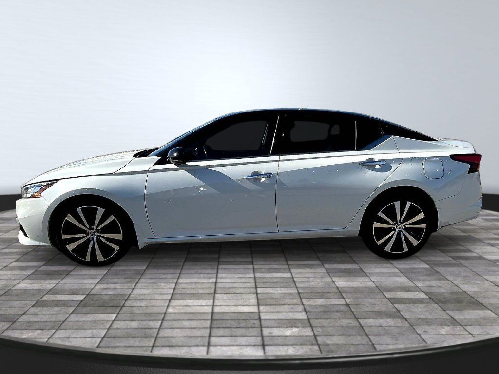 Used 2020 Nissan Altima 2.5 Platinum AWD/4WD image 4