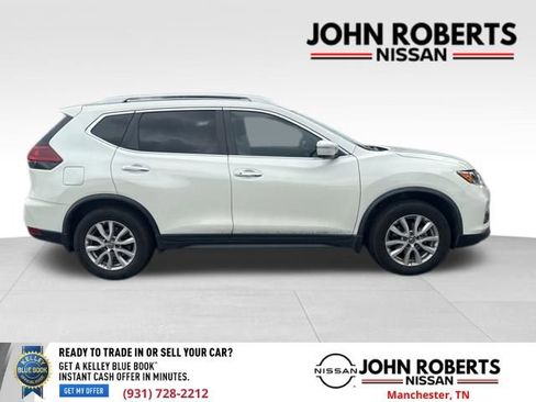 Used 2018 Nissan Rogue SV w/ Sun & Sound Touring Package FWD image 8