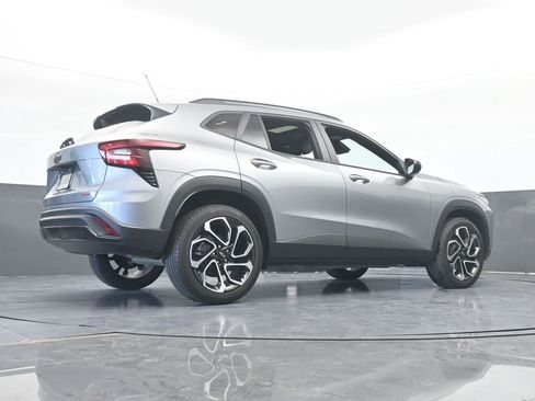 Used 2024 Chevrolet Trax RS w/ Sunroof Package image 63