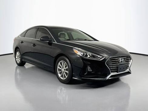 Used 2018 Hyundai Sonata SE FWD image 3