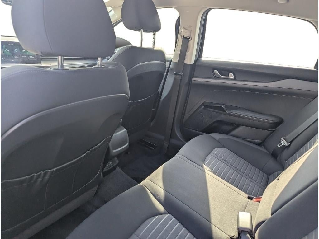 Used 2025 Kia K5 LXS FWD image 8