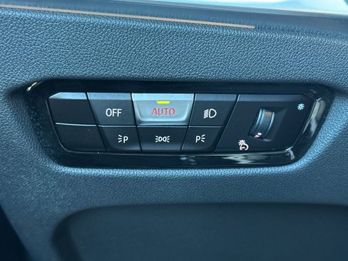 Used 2024 BMW M2 w/ Lighting Package RWD image 37