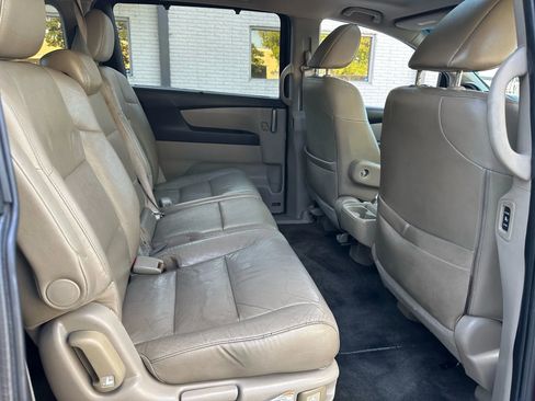 Used 2011 Honda Odyssey EX-L image 24