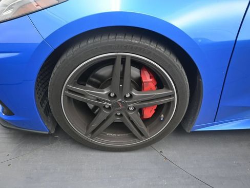 Used 2024 Chevrolet Corvette Stingray Preferred Conv w/ Z51 Performance Package RWD image 9