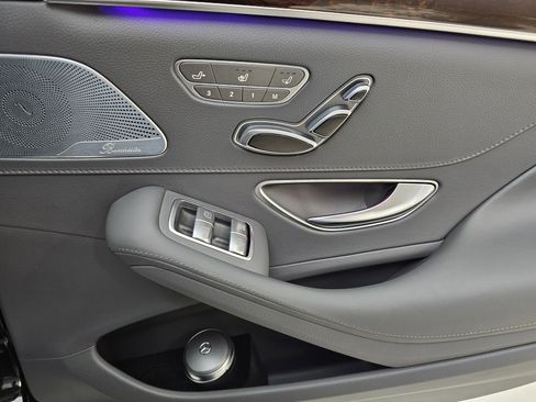 Used 2019 Mercedes-Benz S 560 S 560 image 32