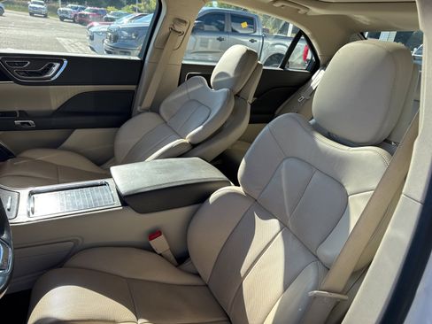 Used 2020 Lincoln Continental Reserve image 20