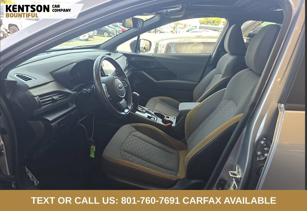 Used 2025 Subaru Crosstrek 2.5i Sport AWD/4WD image 3