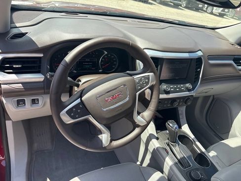 Used 2017 GMC Acadia SLT FWD image 13