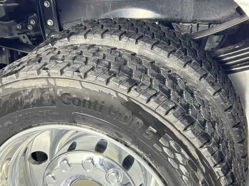 Used 2025 Ford F450 King Ranch w/ Chrome Package image 46